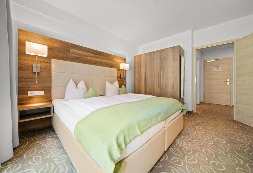 Апартаменты 1 Спальня с Видом, Landhotel Berger