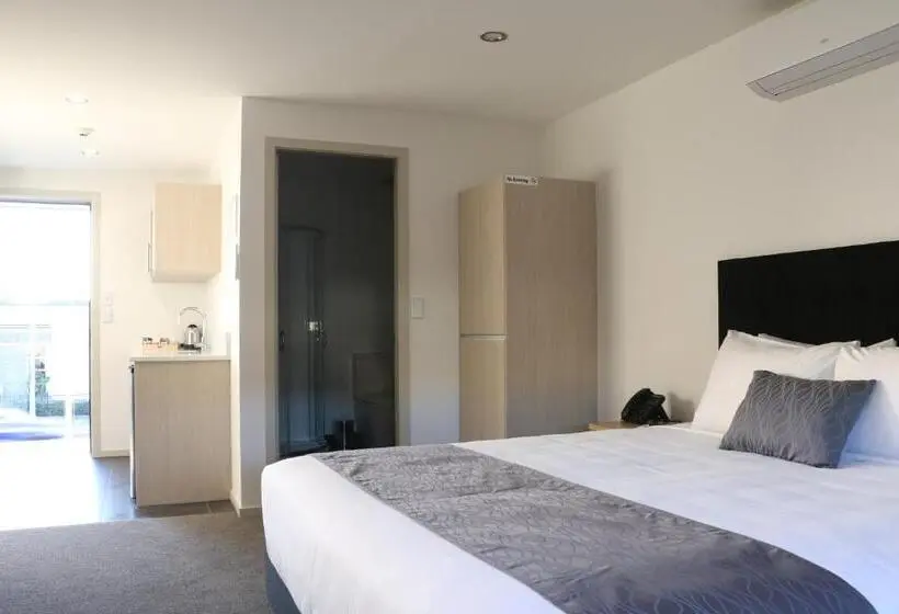 プレミアムスタジオ, Mcm Motel Christchurch