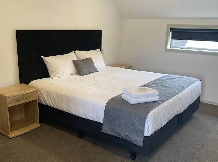 プレミアムスタジオ, Mcm Motel Christchurch