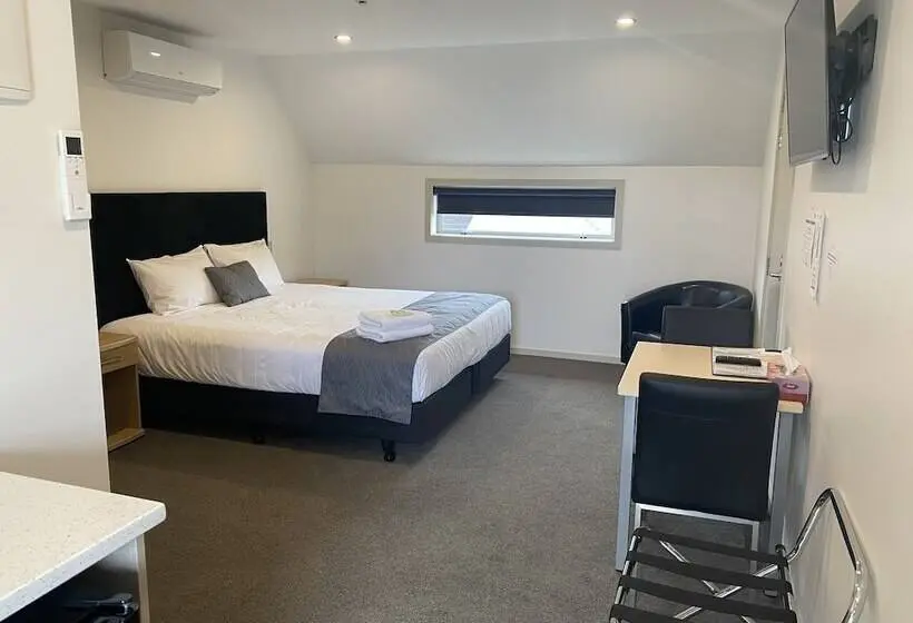プレミアムスタジオ, Mcm Motel Christchurch