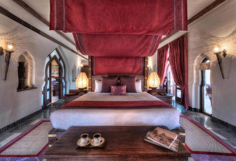 سوییت, Evolve Back, Hampi