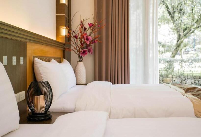 اتاق استاندارد چهار تخته, Flying Villa