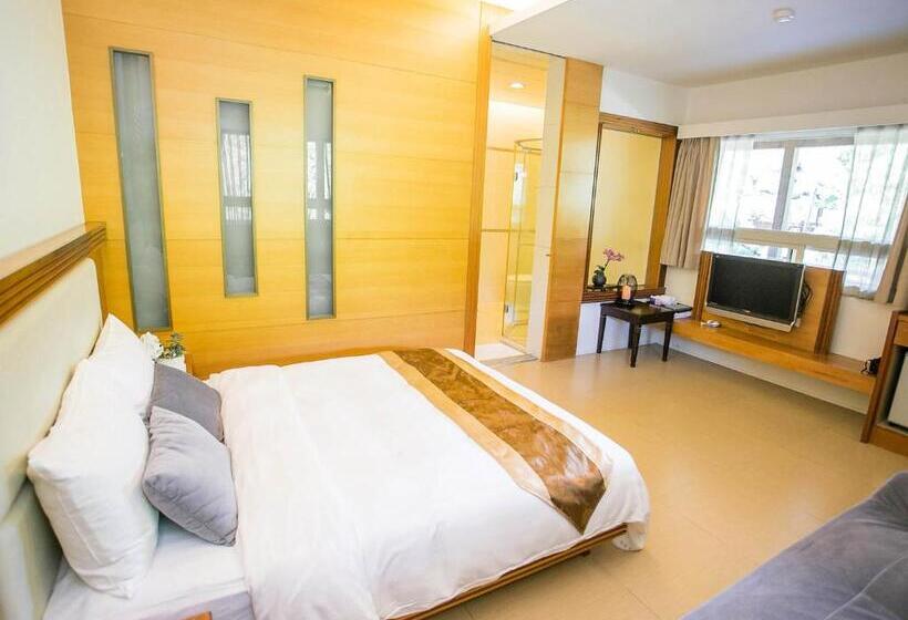 اتاق استاندارد, Flying Villa