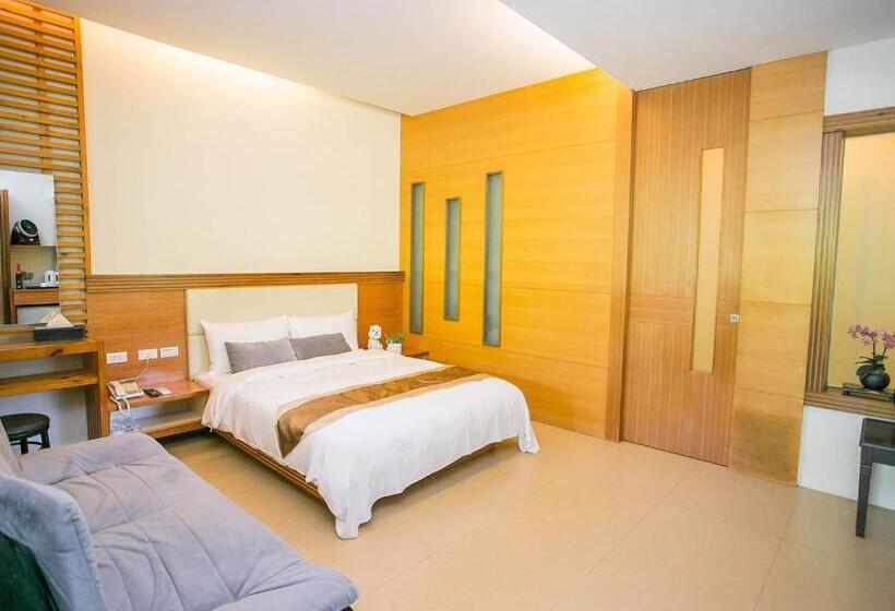 اتاق استاندارد, Flying Villa