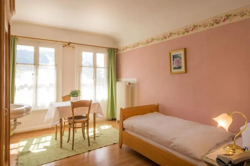 اتاق استاندارد, Flying Villa