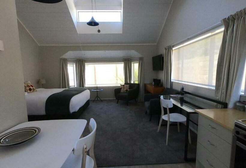 Студио Стандарт Кровать Кинг, The Ohakune Central Motels