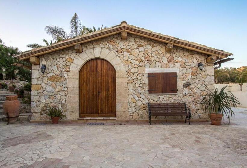 스탠다드 스튜디오 풀장 전망, Casale Rocca Russa B&b