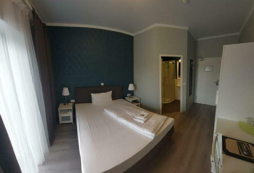 经济房, Casilino Hotel A 20 Wismar