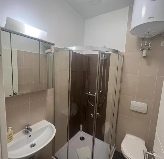 标准工作室, Casilino Hotel A 20 Wismar