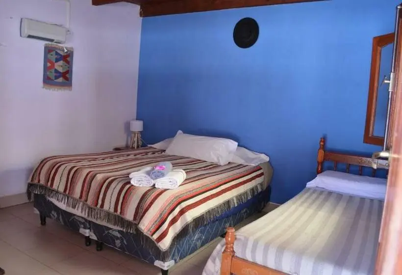 マウンテンビュースタンダードルーム, Hostal Milmahuasi Iruya