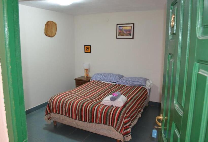 Номер Стандарт Внутренний, Hostal Milmahuasi Iruya