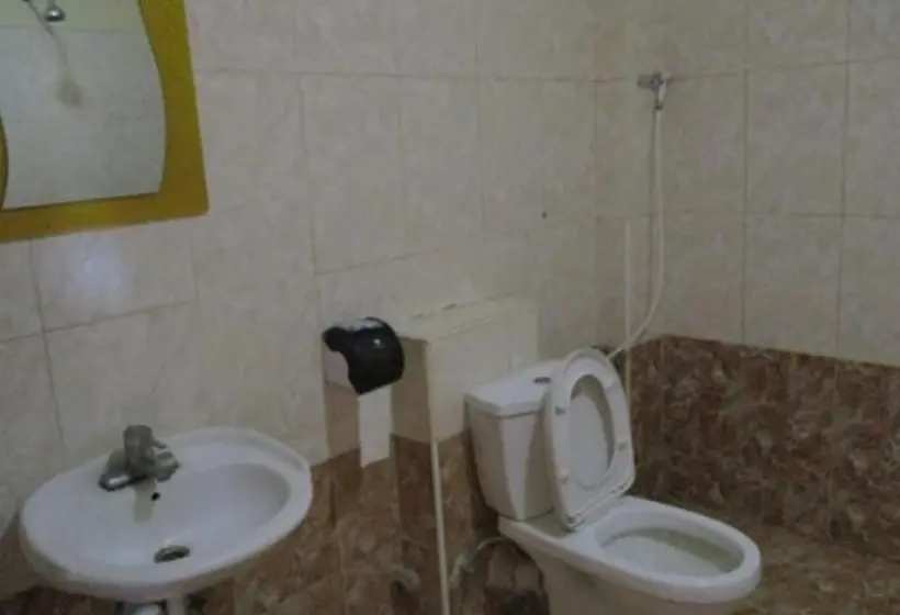 اتاق لوکس, Jambo Village