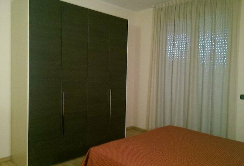 Chambre Standard Adaptée aux Personnes à Mobilité Réduite, Residence Zodiaco