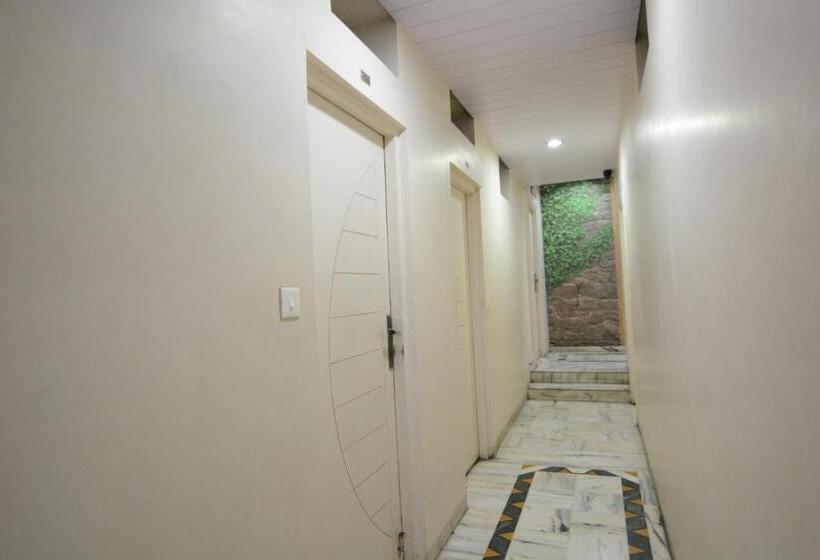 Habitació Estàndard, Vrandavan
