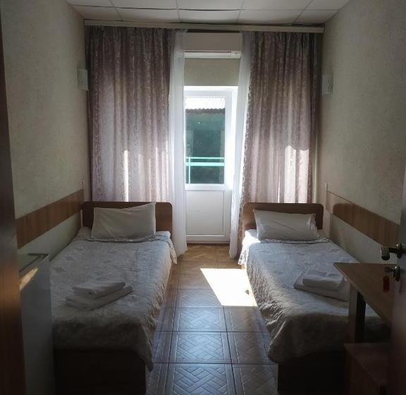 اتاق استاندارد با سرویس بهداشتی مشترک, Zelenyi Kampus