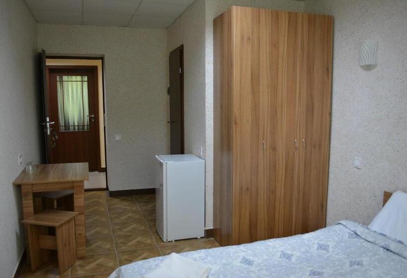 اتاق استاندارد با تراس, Zelenyi Kampus