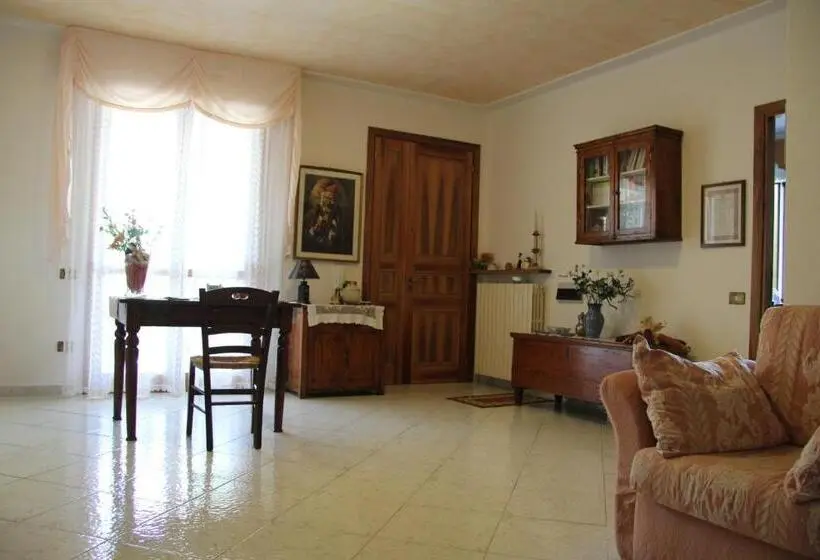 スタンダード４人部屋, B&b Valmarecchia