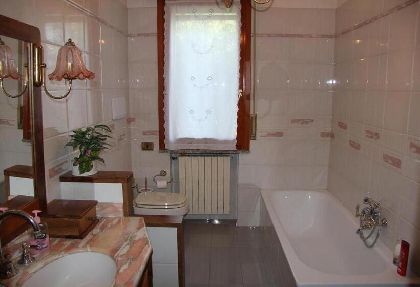 Standard room with outdoor bath, B&b Valmarecchia