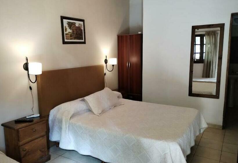 اتاق اکونومی, Posada Chalet De Bassi