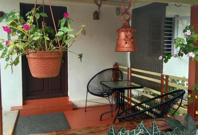 اتاق خانوادگی, The Blue Mountains Estate Stay