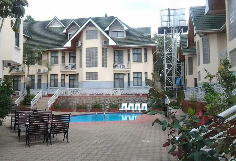 Президентский Люкс, Gold Crest Hotel   Arusha