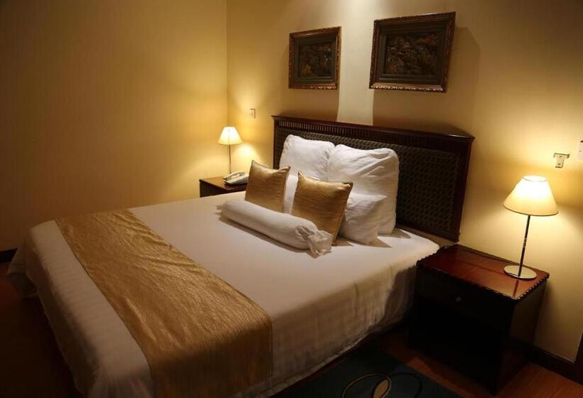 이그제큐티브 스위트, Gold Crest Hotel   Arusha