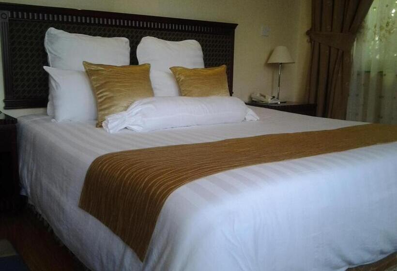 Президентский Люкс, Gold Crest Hotel   Arusha