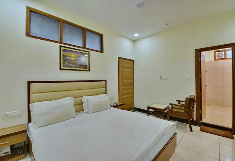 اتاق لوکس, Aricent Opposite Isbt Sector 17 Chandigarh