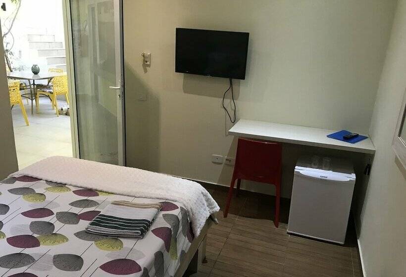 标准间, Casa Inglesa