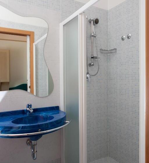 Quarto Comfort, Condor