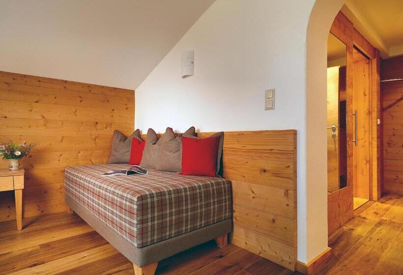 اتاق عادی, Fisserhof