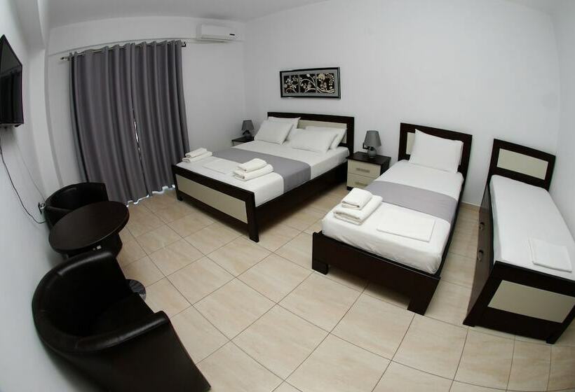 Четырехместный Номер Стандарт Вид на Море, Heksamil