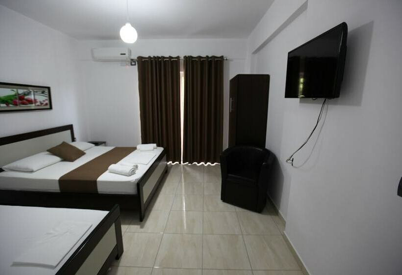 Четырехместный Номер Стандарт Вид на Море, Heksamil