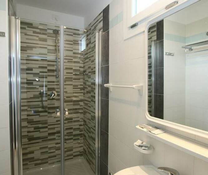 اتاق استاندارد, Kim