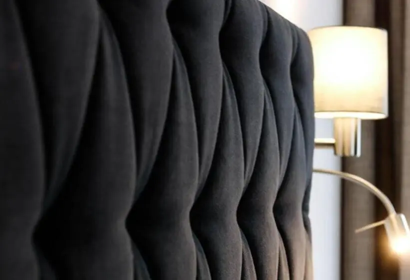 اتاق استاندارد سه نفره, Kia Ora Hotel Restaurant