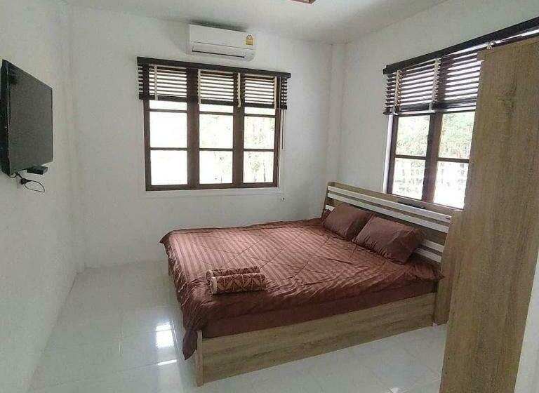 غرفة قياسية حمام مشترك, Kood Life