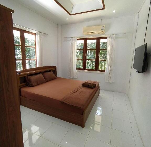 غرفة قياسية حمام مشترك, Kood Life