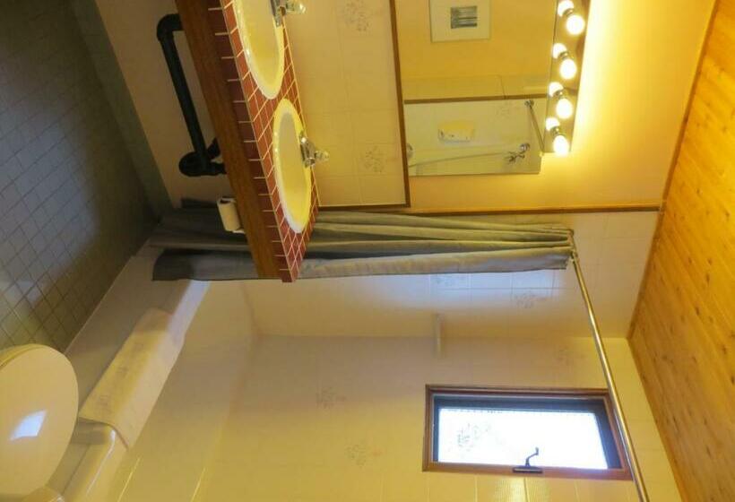 Quarto Estandar, At Wits End B&b