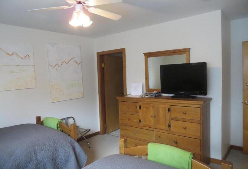 标准间, At Wits End B&b