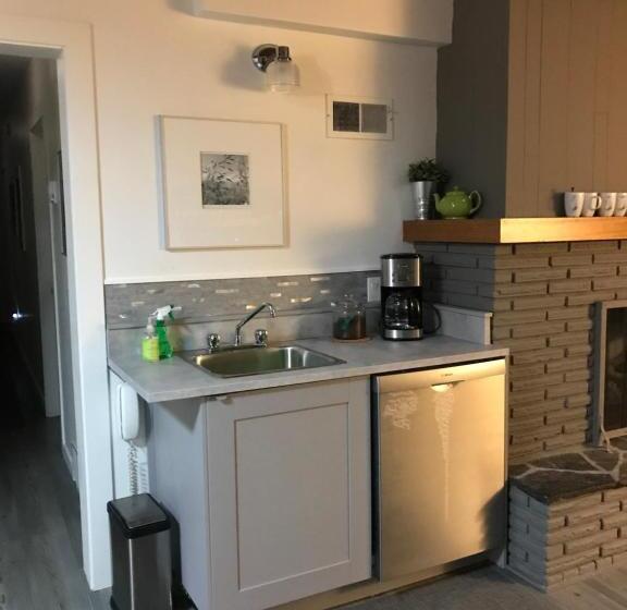 带3个卧室的套间, At Wits End B&b