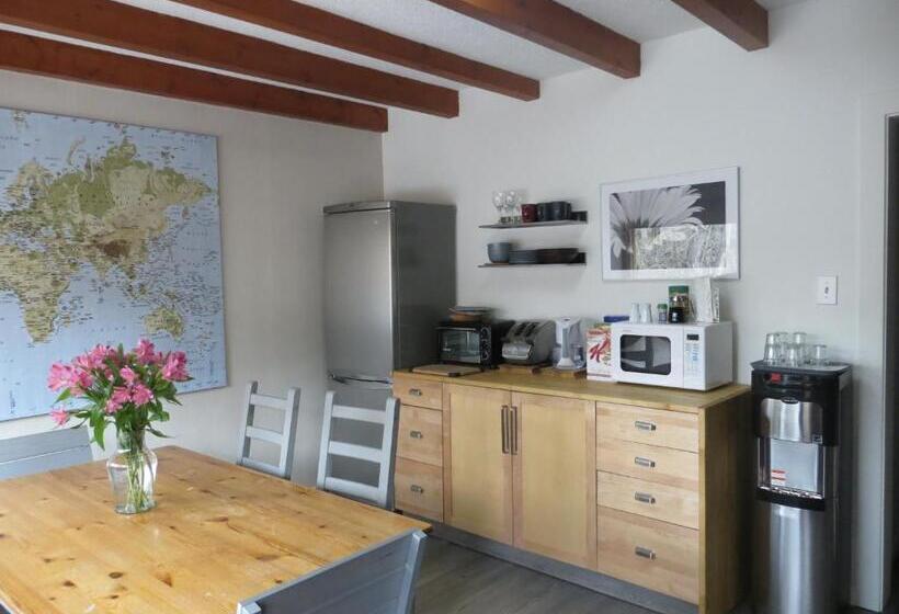 带3个卧室的套间, At Wits End B&b