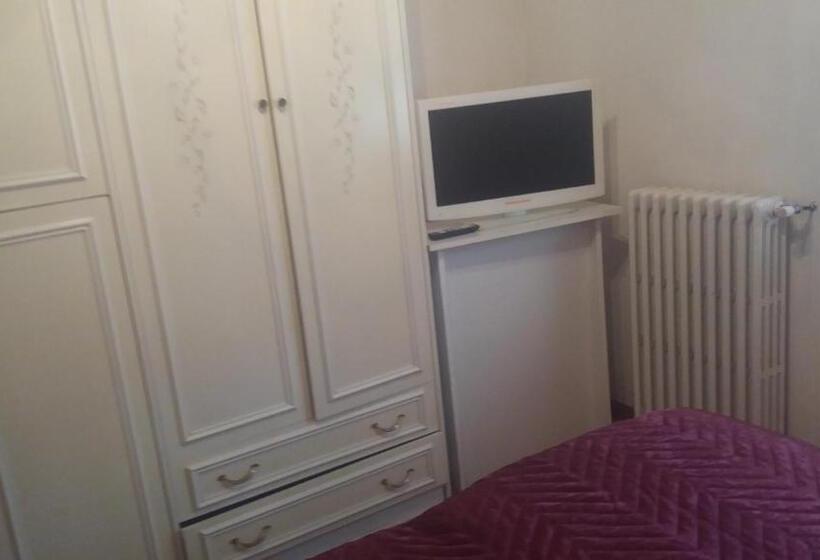 スタンダードルーム, Azzurre Beb