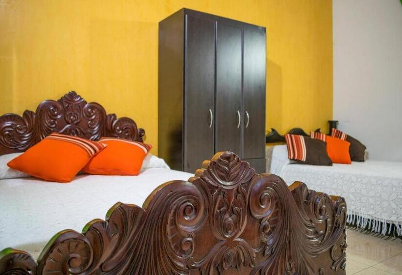 اتاق خانوادگی, Finca Azulinas