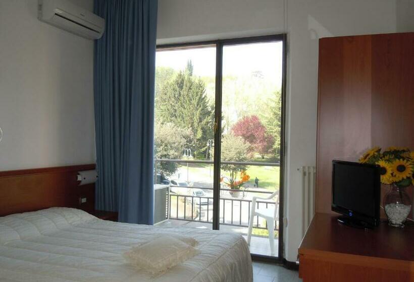 חדר סטנדרט, Albergo Elvira