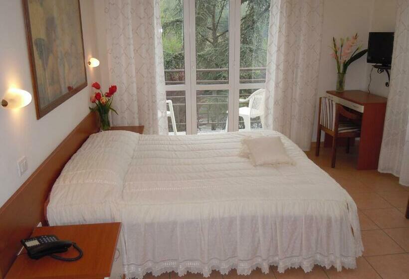 חדר סטנדרט, Albergo Elvira