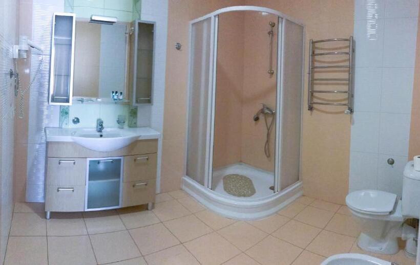 خانه 1 خوابه, Kolyada