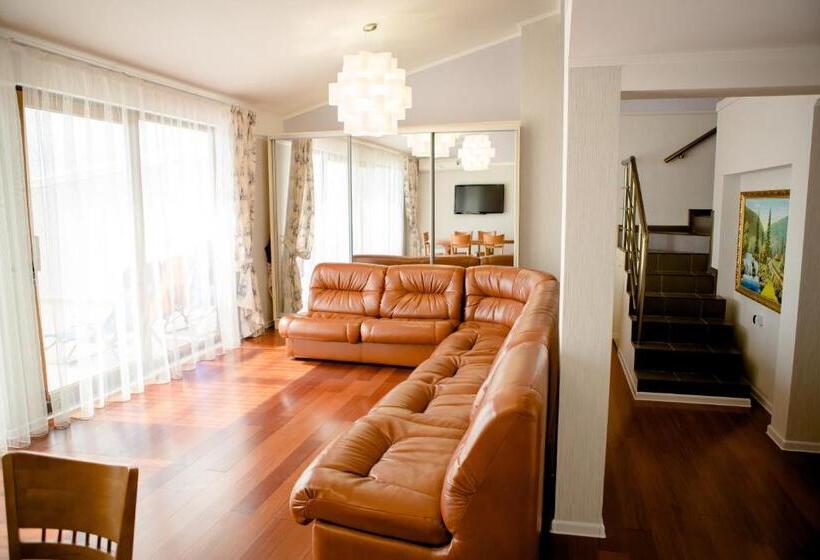 سوییت خانوادگی, Kolyada