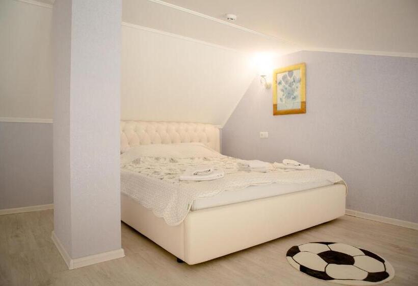 سوییت خانوادگی, Kolyada