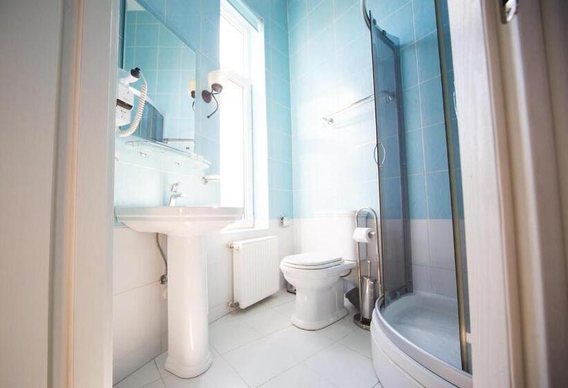 اتاق استاندارد با بالکن و چشمانداز دریا, Kolyada