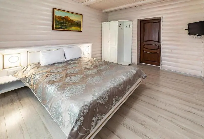 سوئیت جونیور با چشم‌انداز کوهستان, Villa Leku Spa Resort